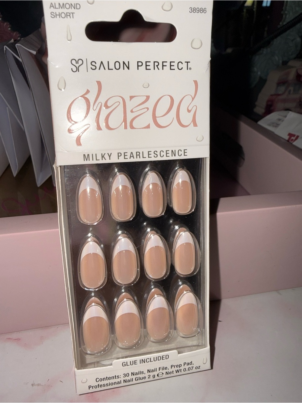 Salon Perfect Glazed Milky Pearlescence Press-On Nails - Almond Short
